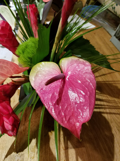 Florist «Designs By Rosa, Inc. Florist», reviews and photos, 140 S Wabash Ave, Chicago, IL 60603, USA