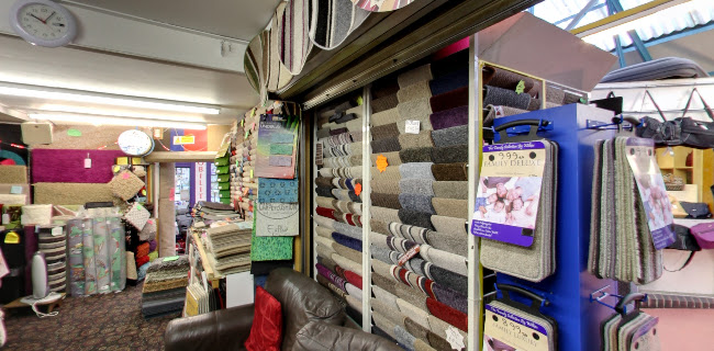 Reviews of Linda's Carpets in Leeds - Shop