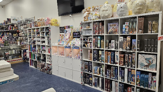 Destine Fantasy Games 650 Central Ave Ste D, Alameda, CA 94501, Estados Unidos