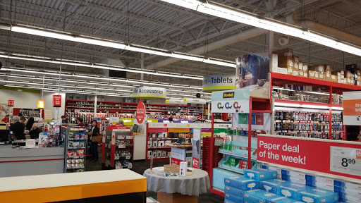 Office Supply Store «Staples», reviews and photos, 672 Queen St, Southington, CT 06489, USA