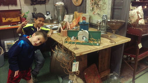 Antique Store «Wrentham Country Store», reviews and photos, 715 East St, Wrentham, MA 02093, USA