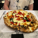 Photo n°4 de l'avis de Anna. fait le 30/04/2024 à 19:47 sur le  L’Antica Pizzeria da Michele à Bari