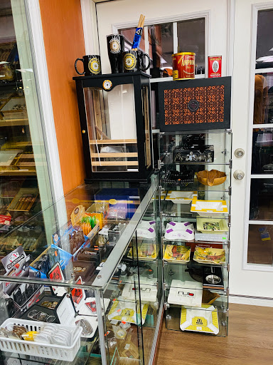 Tobacco Shop «Tobacco Palace & Vape Shop Gainesville», reviews and photos, 235 Pearl Nix Pkwy #2, Gainesville, GA 30501, USA