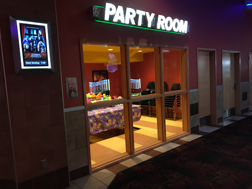 Movie Theater «Regal Cinemas Lancaster Mall 11», reviews and photos, 831 Lancaster Dr NE, Salem, OR 97301, USA