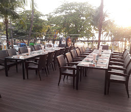 Border Town Restaurant at Horizon Karon Beach Resort & Spa photo