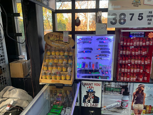 Tobacco Shop «Amsterdam Smoke Shop», reviews and photos, 510 W Court St, Seguin, TX 78155, USA