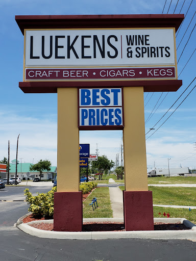 Wine Store «Luekens Liquors», reviews and photos, 41522 US Hwy 19 N, Tarpon Springs, FL 34689, USA