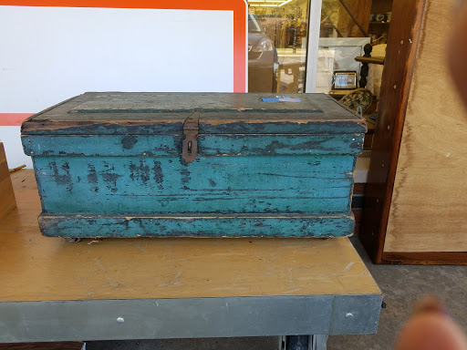 Thrift Store «Second Impressions Upscale Thrift Store», reviews and photos, 3750 S Westnedge Ave, Kalamazoo, MI 49008, USA