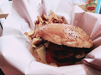 Plats et boissons du Restaurant de hamburgers Joe Burger à Paris - n°9