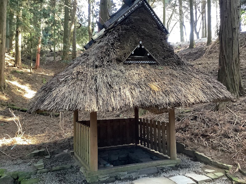 滾浄水（おかげの井戸）