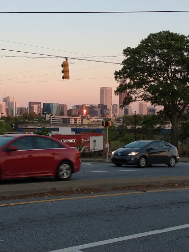 Liquor Store «Northside Drive Liquor Store», reviews and photos, 1341 Northside Dr NW, Atlanta, GA 30318, USA