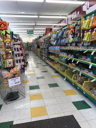 Pet Supply Store «Pet Supplies Plus», reviews and photos, 3100 Manchester Rd, Akron, OH 44319, USA