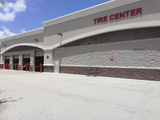 Warehouse store «Costco Wholesale», reviews and photos, 10088 Gulf Center Dr, Fort Myers, FL 33913, USA