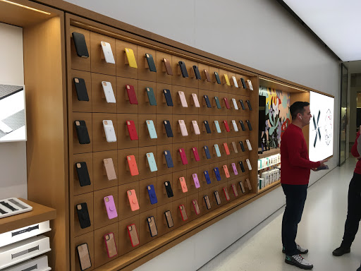 Computer Store «Apple Annapolis», reviews and photos, 1735 Annapolis Mall Rd, Annapolis, MD 21401, USA