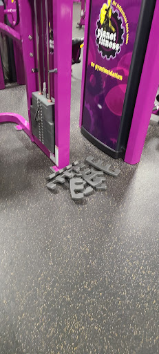 Gym «Planet Fitness Jacksonville (Promenade Shopping Center), FL», reviews and photos, 8595 Beach Blvd, Jacksonville, FL 32216, USA