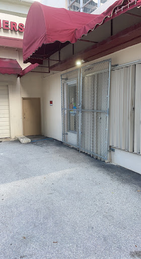 Dry Cleaner «River Dry Cleaners», reviews and photos, 99 SW 7th St, Miami, FL 33130, USA