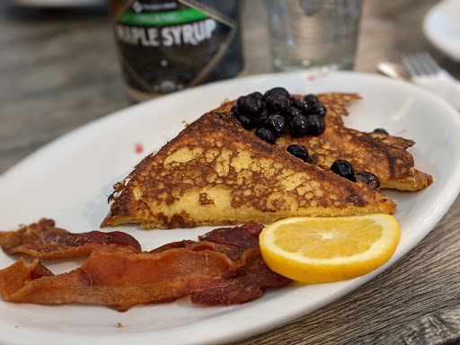 Restaurant «45th Parallel Cafe», reviews and photos, 102 W Broadway, Suttons Bay, MI 49682, USA