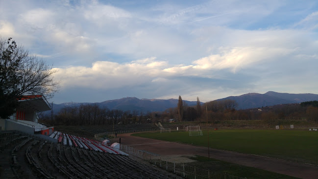 Отзиви за Стадион Казанлък в Казанлък - Спортен комплекс