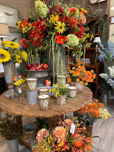Florist «The Flower Gallery», reviews and photos, 127 N Ashley St, Valdosta, GA 31601, USA