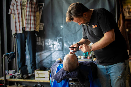 The barberShop Porticcio MARINCAGGI, 20166 Albitreccia, France