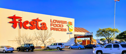 Grocery Store «Fiesta», reviews and photos, 3909 N Interstate 35 Service Rd, Austin, TX 78722, USA