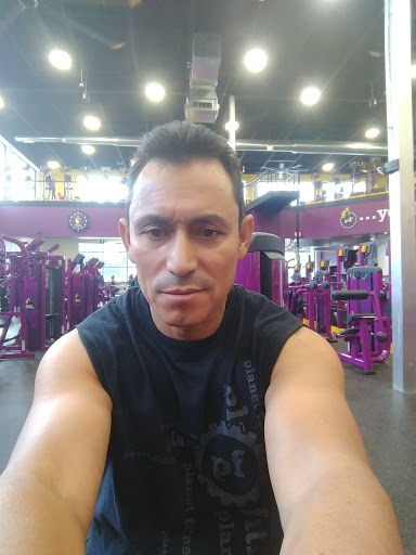 Gym «Planet Fitness», reviews and photos, 125 E Lowry Ln, Lexington, KY 40503, USA