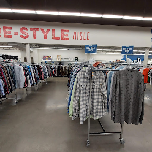 Thrift Store «Value Village», reviews and photos
