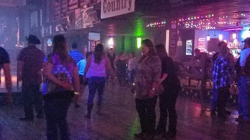 Night Club «Wild Country», reviews and photos, 17 Gateway Dr, Collinsville, IL 62234, USA