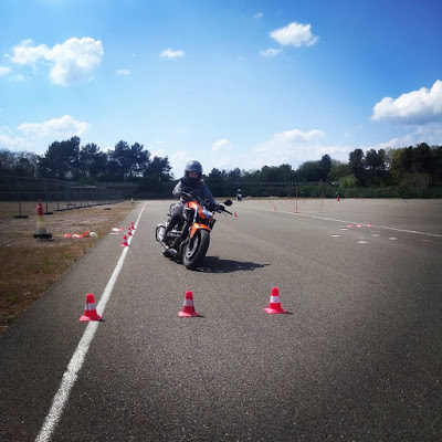 Adherence Moto Ecole à Le Mans