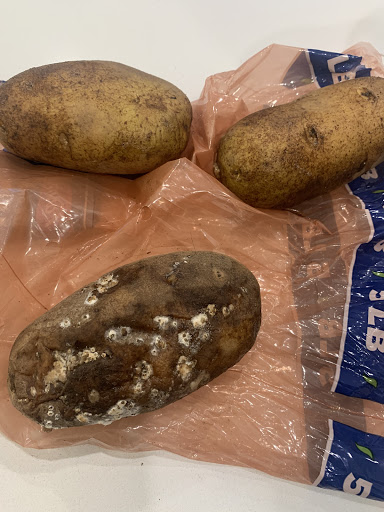 Grocery Store «Beale Commissary», reviews and photos, 17601 25th St, Beale AFB, CA 95903, USA