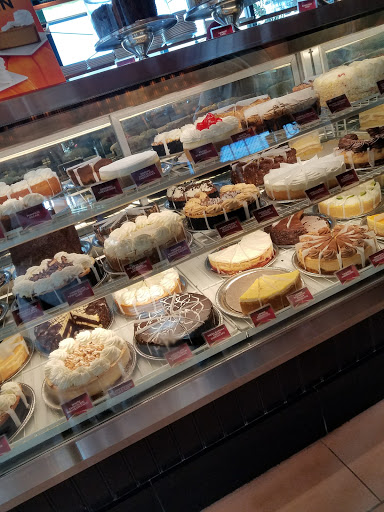 Shopping Mall «Potomac Mills», reviews and photos, 2700 Potomac Mills Cir, Woodbridge, VA 22192, USA