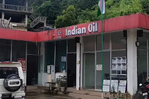 Indian Oil petrol pump image