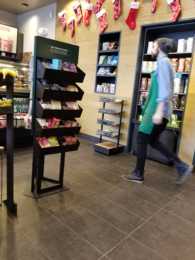 Coffee Shop «Starbucks», reviews and photos, 4255 Genesee St #100, Cheektowaga, NY 14225, USA