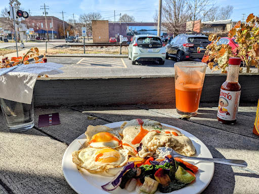 Vegetarian Restaurant «Longbranch Cafe and Bakery», reviews and photos, 100 E Jackson St, Carbondale, IL 62901, USA