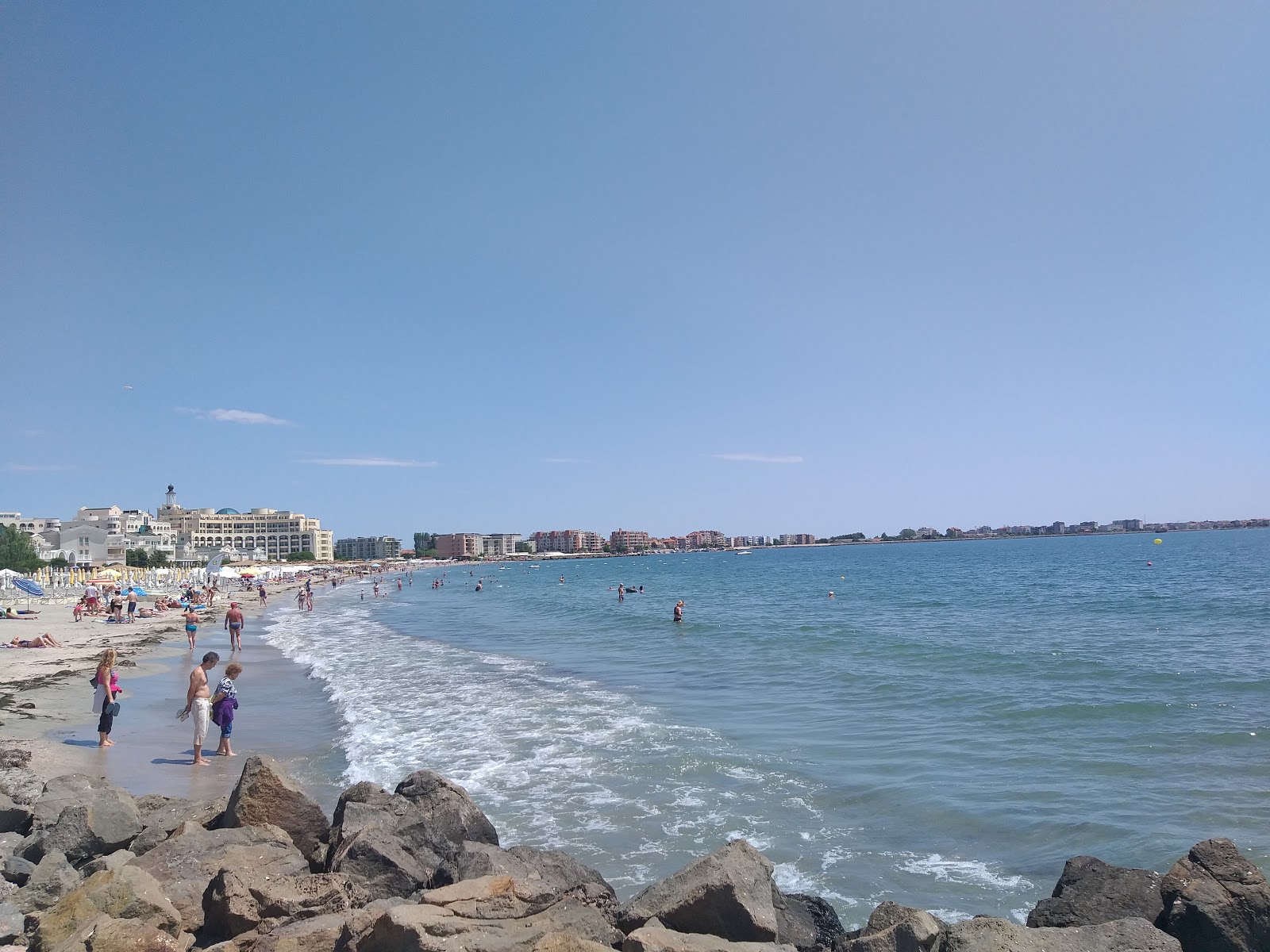 Foto di Pomorie beach South con una superficie del sabbia grigia