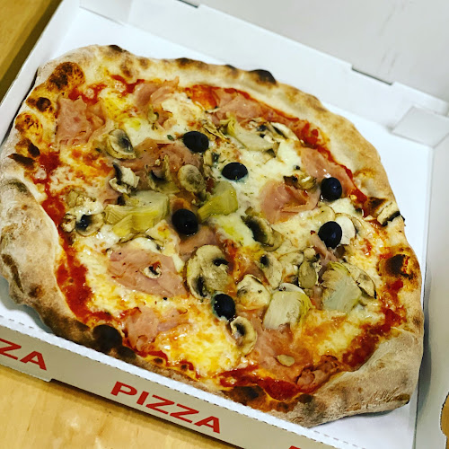 Casareccio Pizzeria - Halle