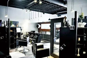 The Lemon Tree Salon & Studio ltd image