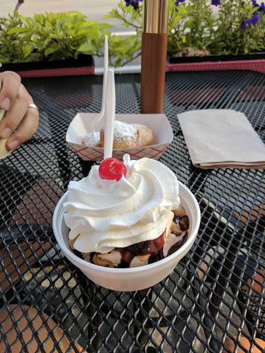 Ice Cream Shop «Sugar Shack», reviews and photos, 630 W 26th St, Chicago, IL 60616, USA