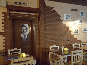 Retsinadiko, die griechische Taverne