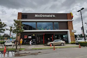McDonald's Drive Thru image