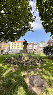 Ernst-Arnold-Park Rechte Wienzeile, 1050 Wien, Österreich
