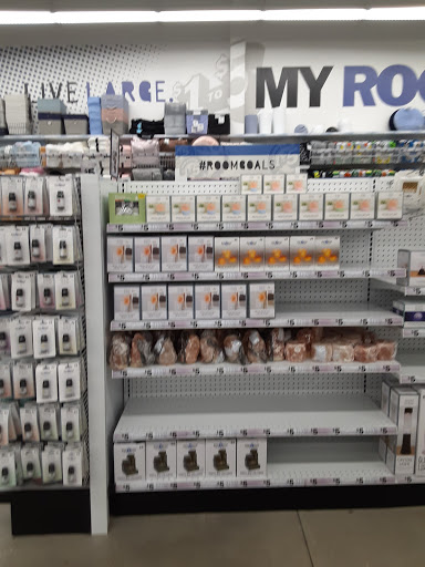 Variety Store «Five Below», reviews and photos, 5419 TX-1604 Loop, San Antonio, TX 78253, USA