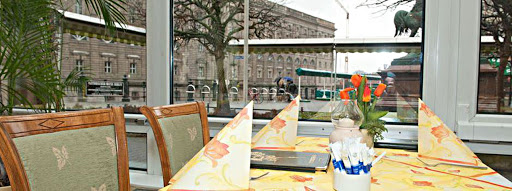 Café & Restaurant Spreeblick - Propststraße 9, 10178 Berlin