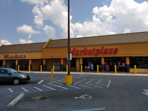 Grocery Store «Winn-Dixie», reviews and photos, 4224 US-90 #507, Pace, FL 32571, USA