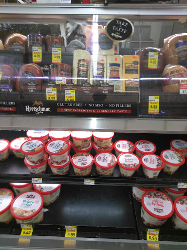 Supermarket «Shoppers Food», reviews and photos, 5600 The Alameda, Baltimore, MD 21239, USA