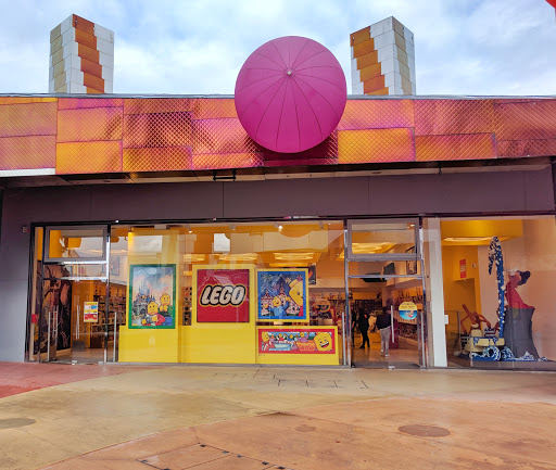 The LEGO® Store Disneyland Paris