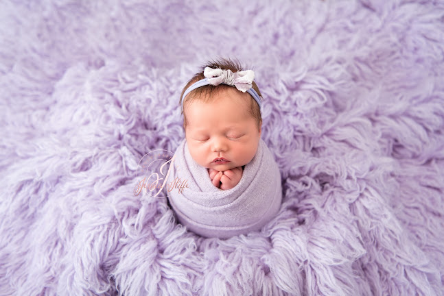 Photography by Jessica Iliffe - Newborn And Child Photographer Leicester - Photography studio