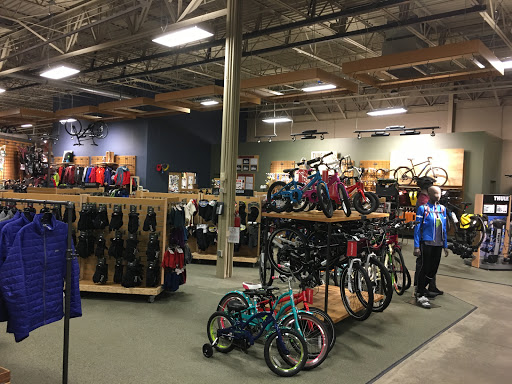 Camping Store «REI», reviews and photos, 970 W Eisenhower Pkwy, Ann Arbor, MI 48103, USA