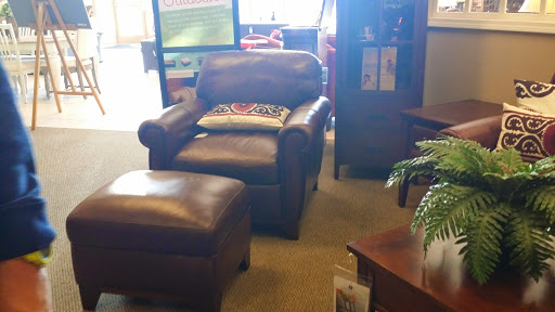 Furniture Store «Raymour & Flanigan Furniture and Mattress Store», reviews and photos, 9 Cabot Blvd E, Langhorne, PA 19047, USA