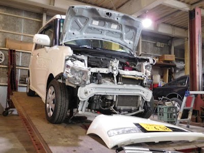 （有）山下自動車